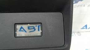 Rear center console trim for Nissan Rogue 21-22 with deflector, black, type 2, scratches