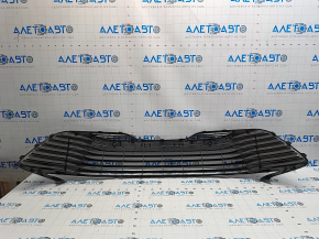 Toyota Camry v70 18-20 hybrid XLE front bumper lower grille