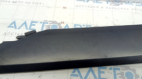 Right front pillar molding for Nissan Rogue 21-24 is worn.