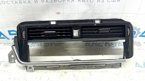 Nissan Rogue 21-24 Central Dashboard Air Deflector Scratches