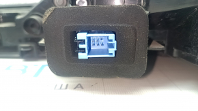 Interior light for the central trunk door of the Audi E-Tron 19-21