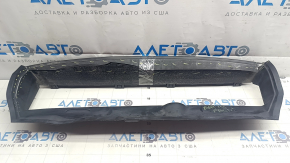 The upper radiator duct of the Audi E-Tron 19-23 has a broken part of the housing, cracked