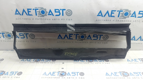 The upper radiator duct of the Audi E-Tron 19-23 has a broken part of the housing, cracked