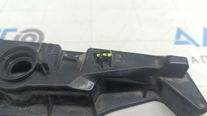 Front bumper mount left wing Audi E-Tron 19-23 broken fastener