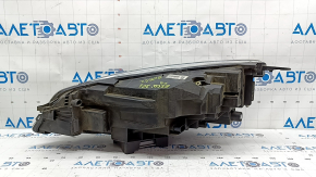 Right front headlight assembly for Ford Escape MK4 20-22 LED, needs polishing, cracked varnish