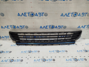 Lower grille front bumper VW Golf 15-17 with chrome DPA