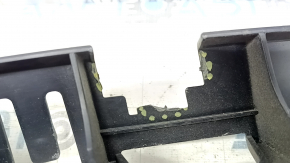Rear bumper center mount for Porsche Macan 15-24 broken