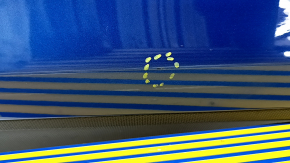 Front left door assembly for a Porsche Macan 15-18 keyless, blue M5J, dents, worn molding, dents on the molding