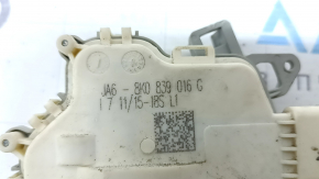 Rear right door lock Porsche Macan 15-18