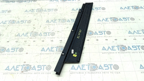 Porsche Macan 15-18 front right side door trim, scratches, worn