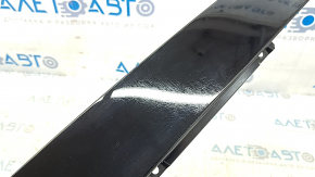 Porsche Macan 15-18 front right side door trim, scratches, worn