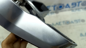 Porsche Macan 15-18 chrome steering wheel cover with inserts, scratches