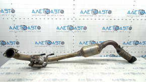 The intake pipe with the catalytic converter of the Toyota Sienna 21-24 is crushed.