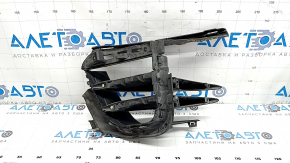 Left front bumper grille for Porsche Macan 15-18, complete, structure, broken mount, scratches
