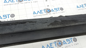 Right threshold for Porsche Macan 15-24 structure, scratches
