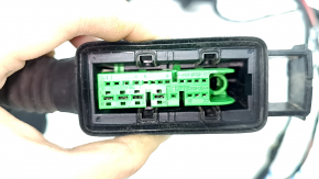 Wiring for the front right door of a Porsche Macan 15-25 under keyless entry