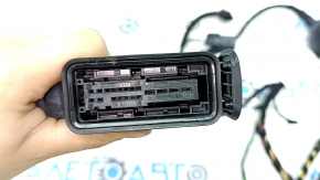 Wiring for the rear right door of a Porsche Macan 15-25 under keyless entry