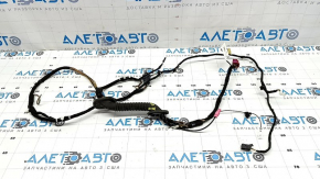 Right tailgate wiring for a Porsche Macan 15-18