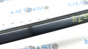 Door-glass molding, central rear left, Porsche Macan 15-18, chrome, with graphite trim, scratches