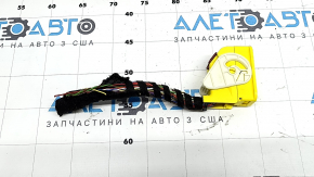 A chip for the SRS airbag module of the Porsche Macan 15-25