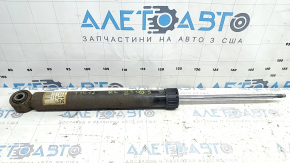 The rear left shock absorber of the VW Tiguan 09-18 AWD is rusty.