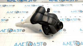 Mercedes W221 coolant expansion tank without cap