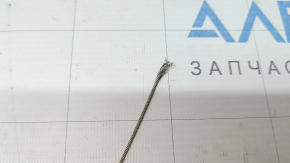The lower right trunk lid closer cable of the BMW X5 G05 19-24 is broken.