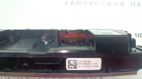Climate control for the 2nd row of seats of the Audi E-Tron 19-23