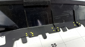 The upper trunk door lock trim for the BMW X5 G05 19-24 is black, the guides are broken
