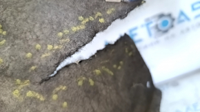 Chevrolet Volt 16 rear right fender liner - tears