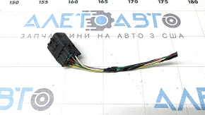 Wiring harness for the front bumper of a pre-restored Toyota Prius V 12-14, without parking sensors and fog lights