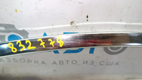 Upper front right door molding for a Cadillac ATS 13-18, chrome, scratches