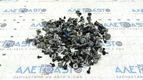 Chevrolet Equinox 18-24 interior hardware, incomplete