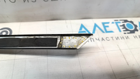 Upper front left door molding for Nissan Rogue 14-20, chrome, scratches, missing fastener, broken fastener