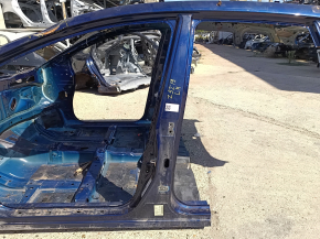 The central left body pillar of the Nissan Murano z52 19-24 on the body