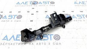 The front bumper mount, left fender, Chevrolet Equinox 18-24, the latch is broken.