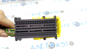 A large chip for the BMW X3 G01 18-21 SRS airbag computer module.