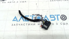 A small chip for the BMW X3 G01 18-21 SRS airbag computer module.