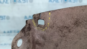 The rear right fender liner of a Lexus ES300h ES350 13-18 has torn fasteners.