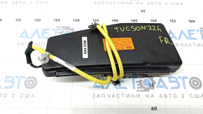 Hyundai Tucson 22-25 passenger seat airbag