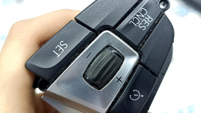 BMW X3 G01 18-21 steering wheel control buttons with scratches