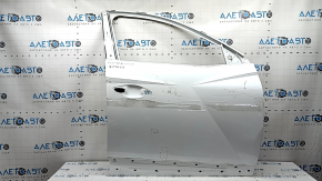 The bare front right door of a Hyundai Tucson 22-24 white TW3, dent, bump