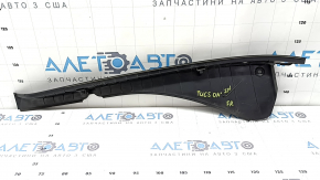 Right hood-fender seal for Hyundai Tucson 22-25