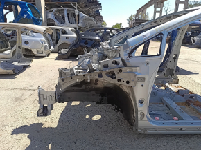 Front left quarter panel of a Toyota Prius V 12-17 on the body, blue