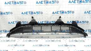 Hyundai Tucson 22-24 front bumper lower grille structure, broken fastening, sand