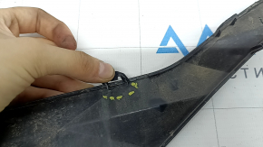 Rear bumper center trim Hyundai Tucson 22-24 structure, broken fasteners, crack in fastener