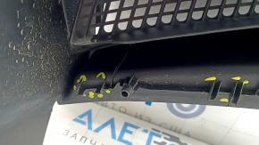 Plastic wiper grille Hyundai Tucson 22-25 broken fasteners, broken fastener, cracks in guides, broken guide