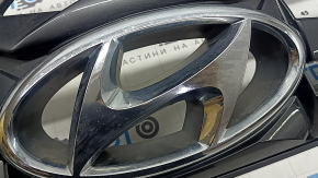 Hyundai Tucson 2022-2024 radiator grille assembly without a chamber, sand, broken mount