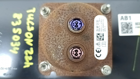 The Hyundai Tucson 22 passenger airbag in the dashboard has a rusty squib.