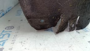 The rear left fender liner of the BMW X3 G01 18-21 is torn.